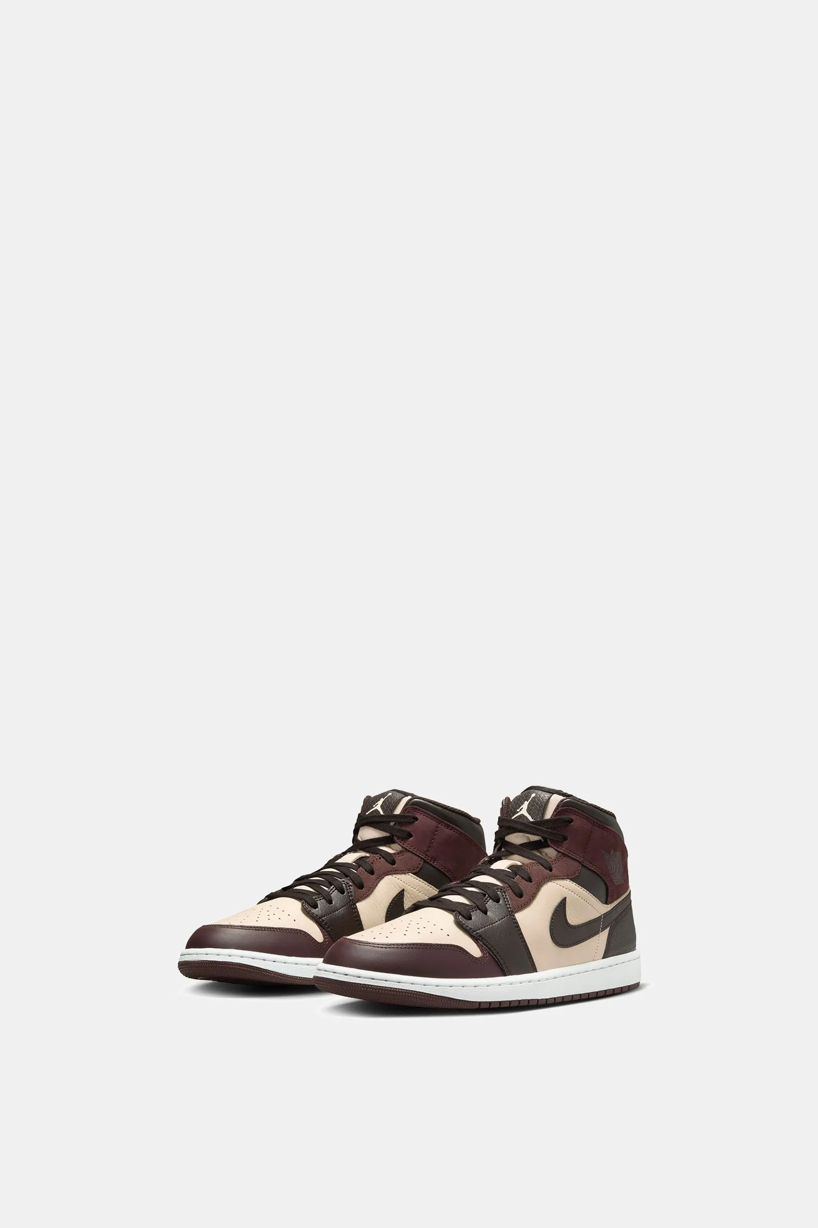 Air Jordan 1 Mid SE