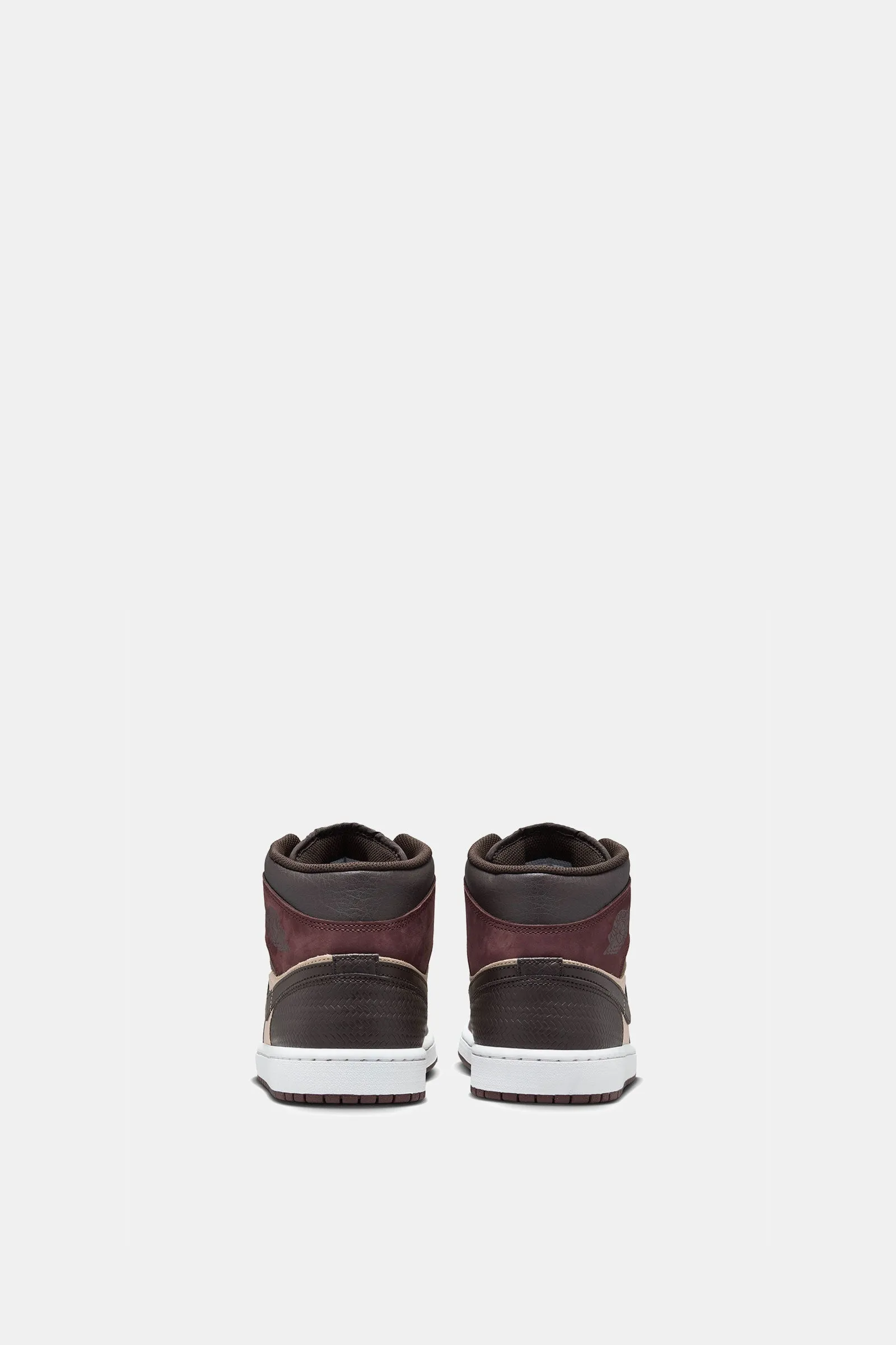 Air Jordan 1 Mid SE