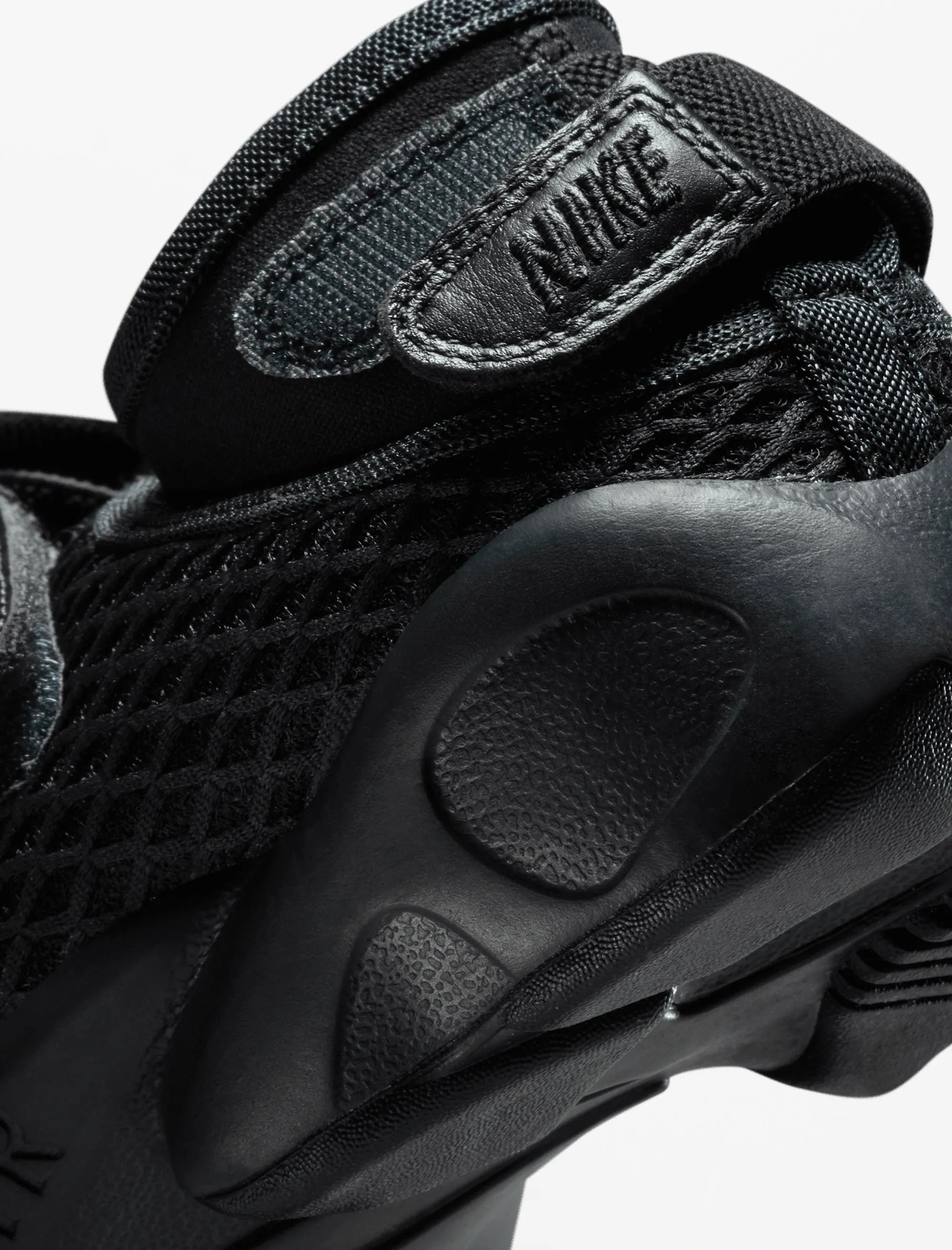 Air Rift (Off Noir)