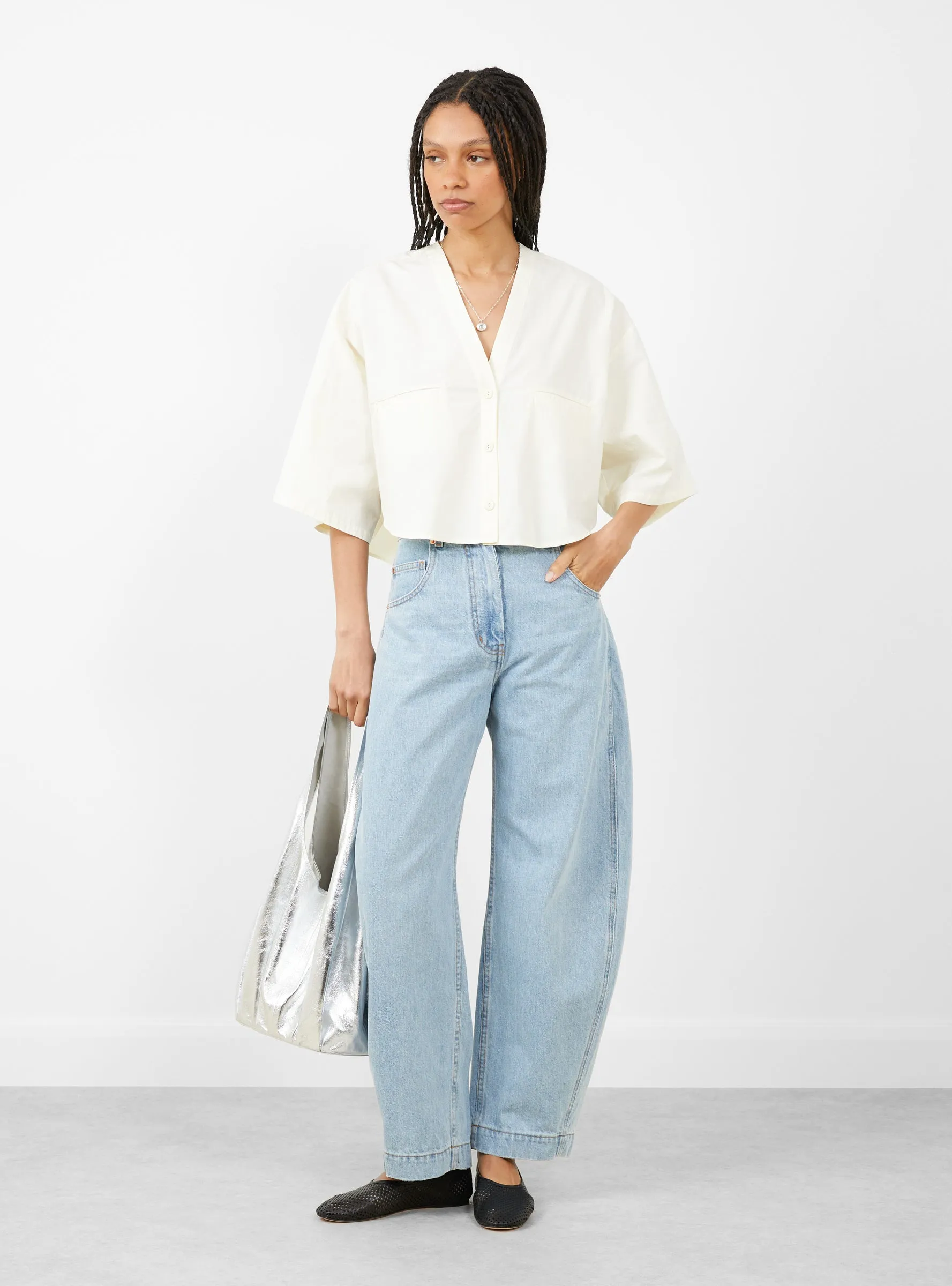 Circle Hem V-Neck Top Papyrus