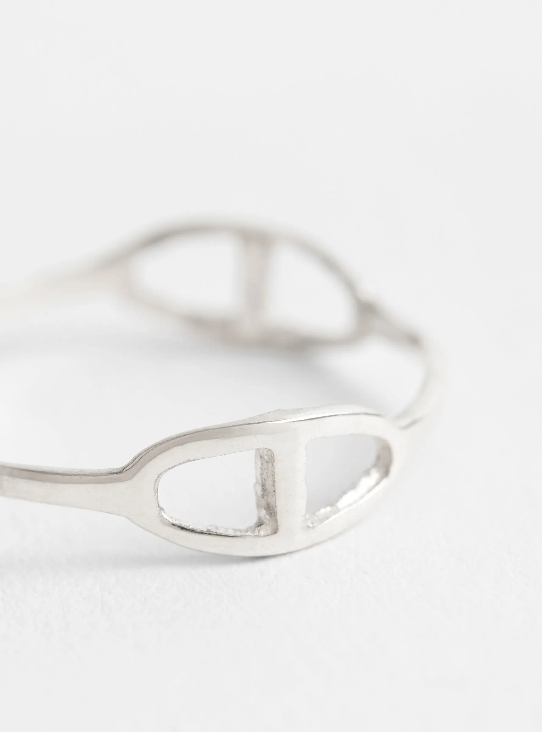 Fine Links Ring Silver