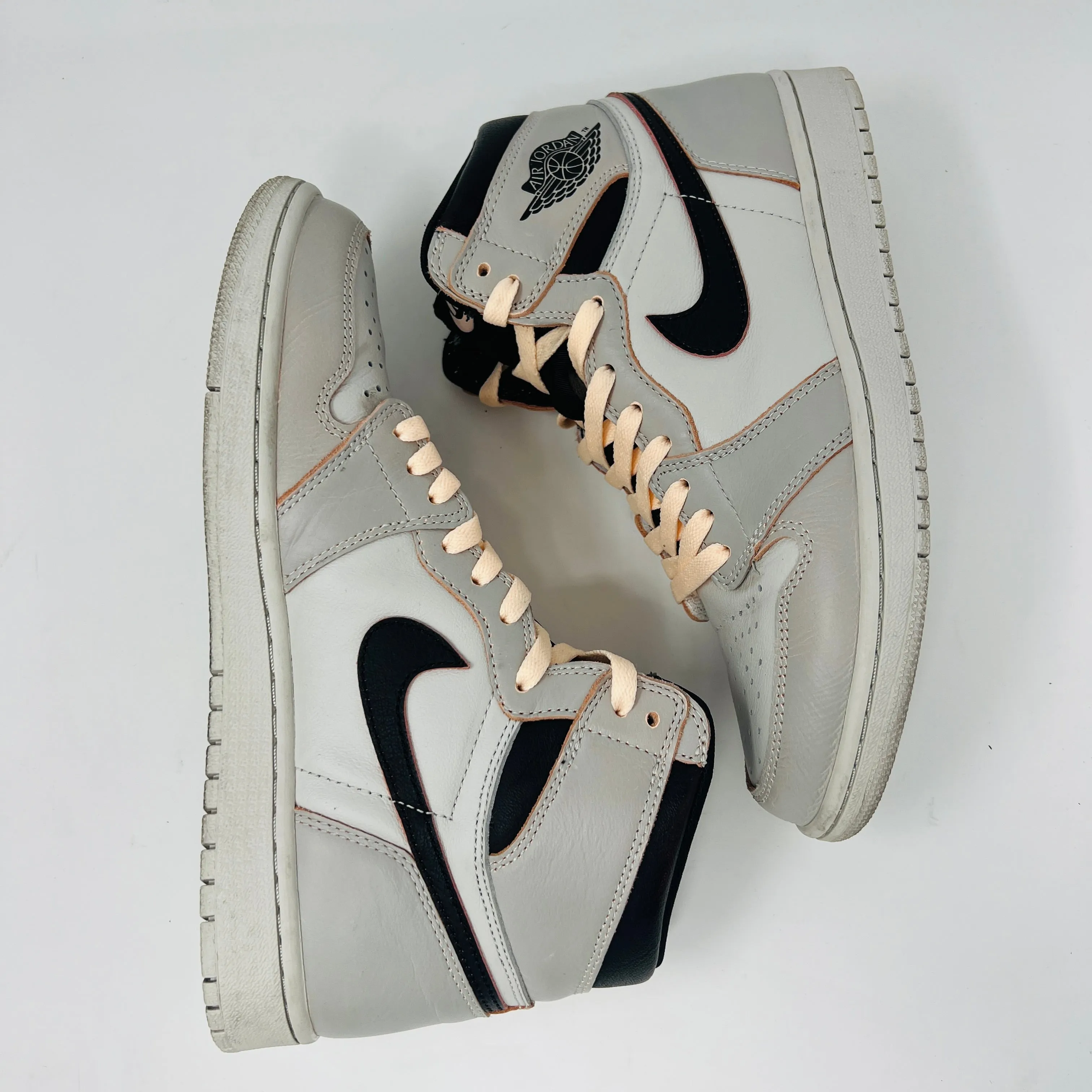 Jordan 1 Retro High OG Defiant SB NYC to Paris