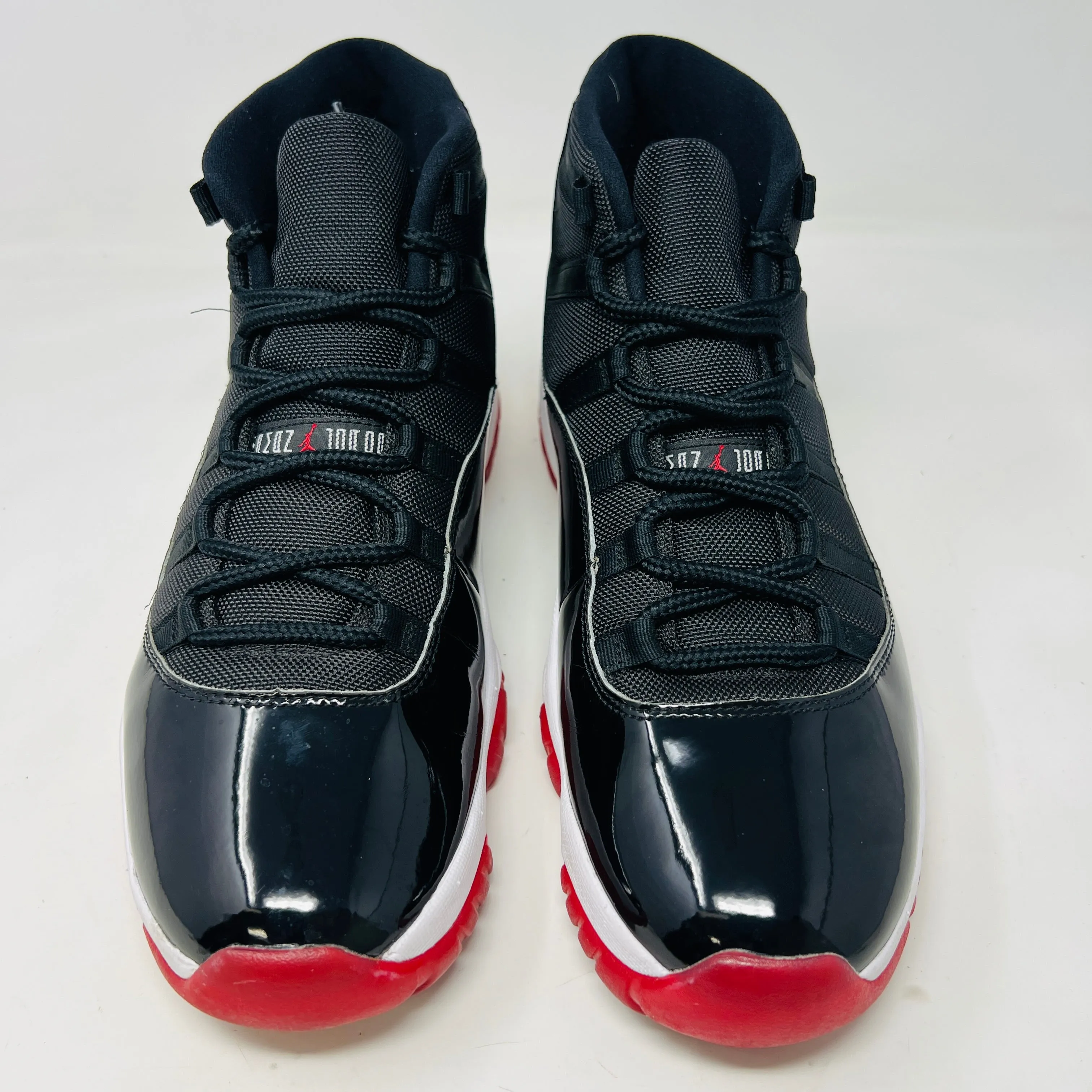 Jordan 11 Retro Playoffs Bred (2019)