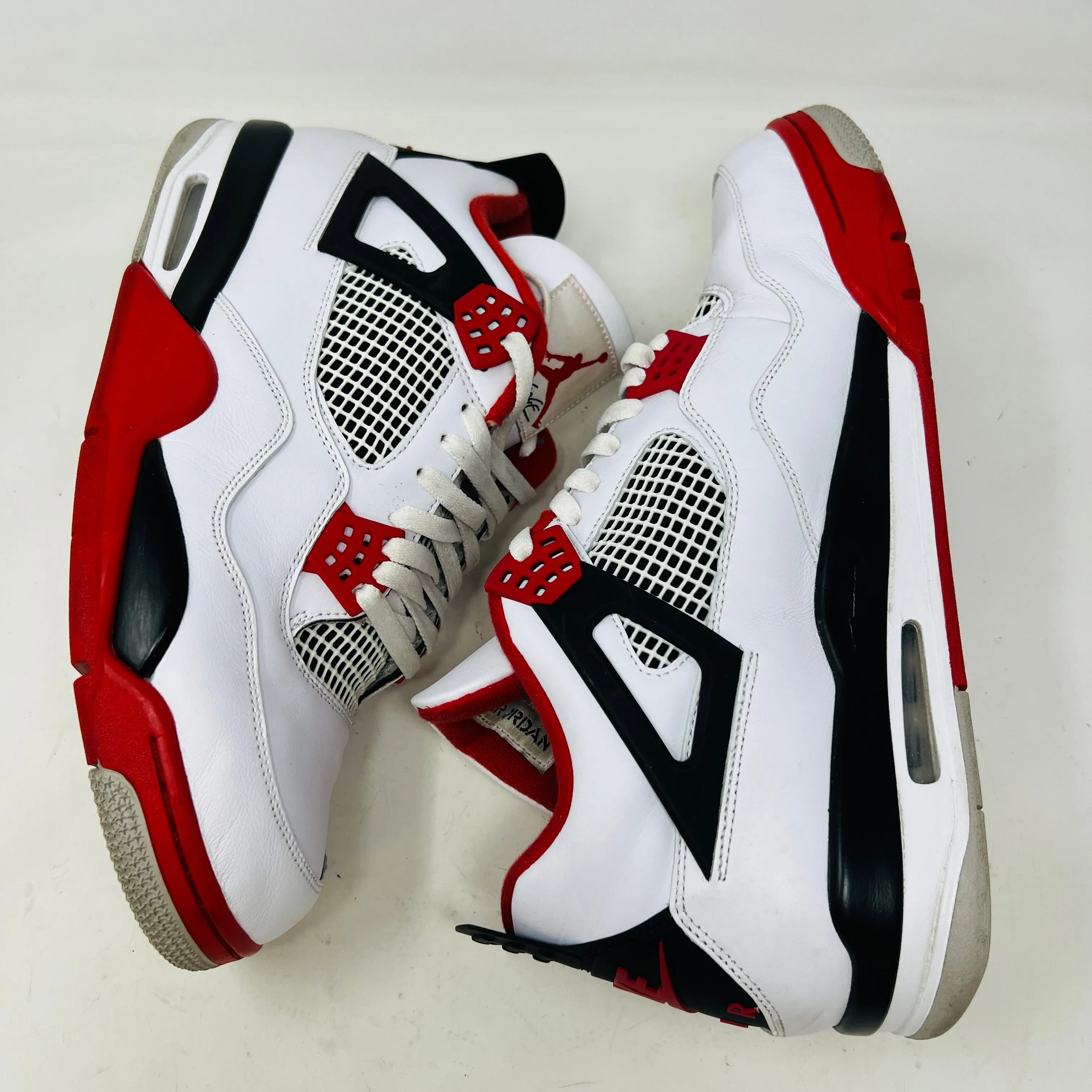 Jordan 4 Retro Fire Red