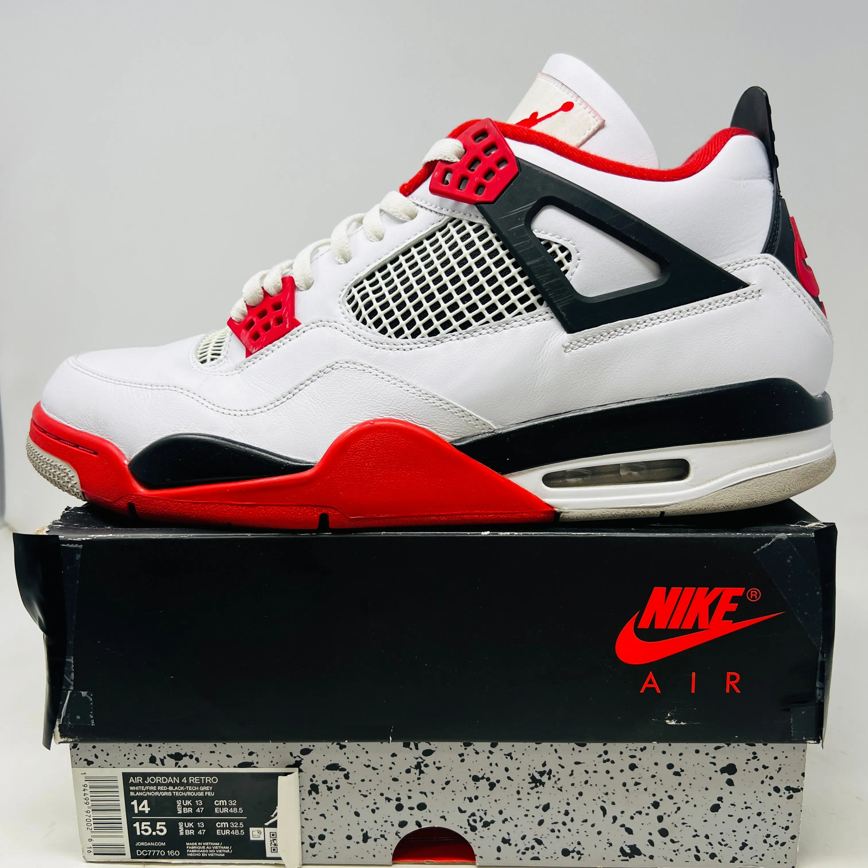 Jordan 4 Retro Fire Red