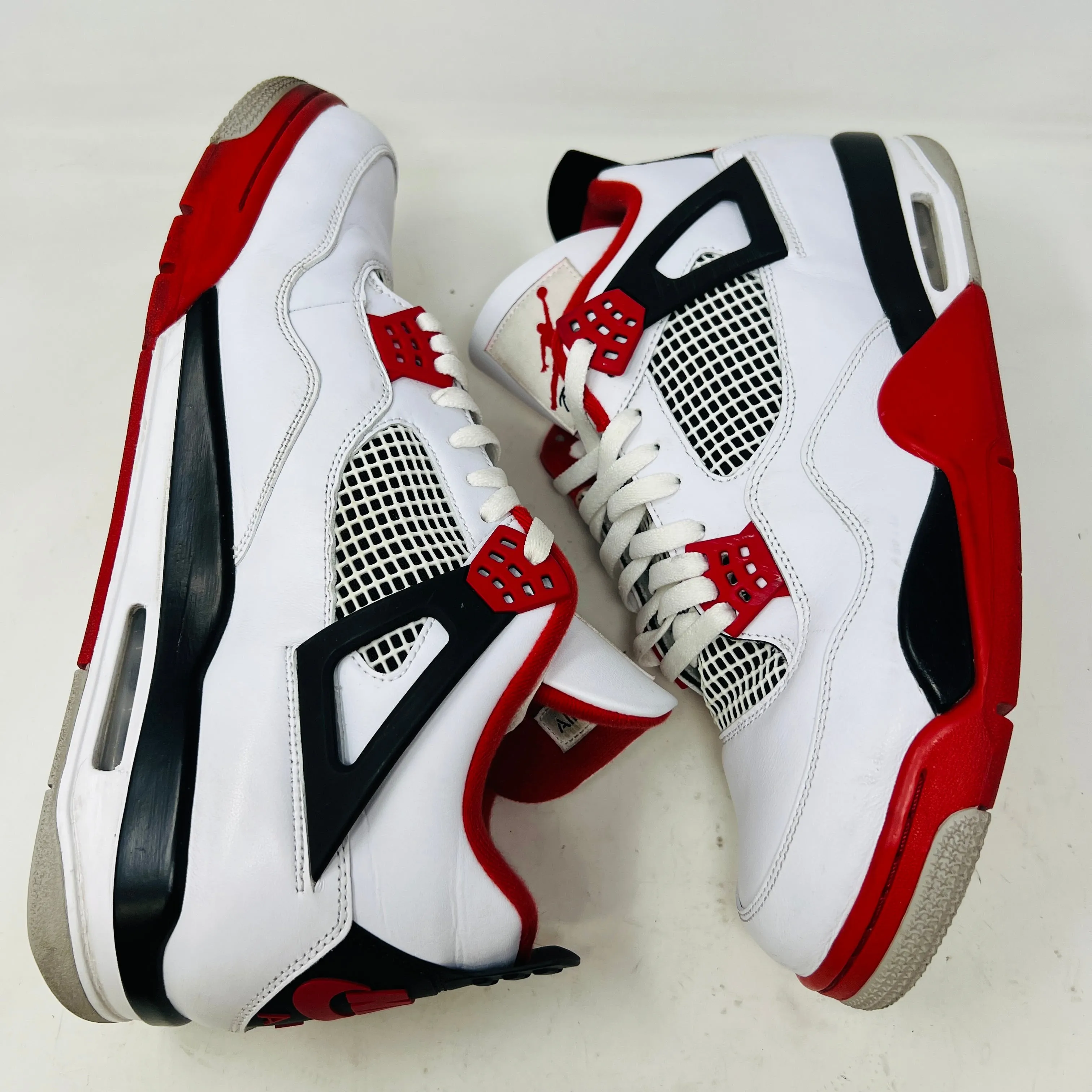 Jordan 4 Retro Fire Red