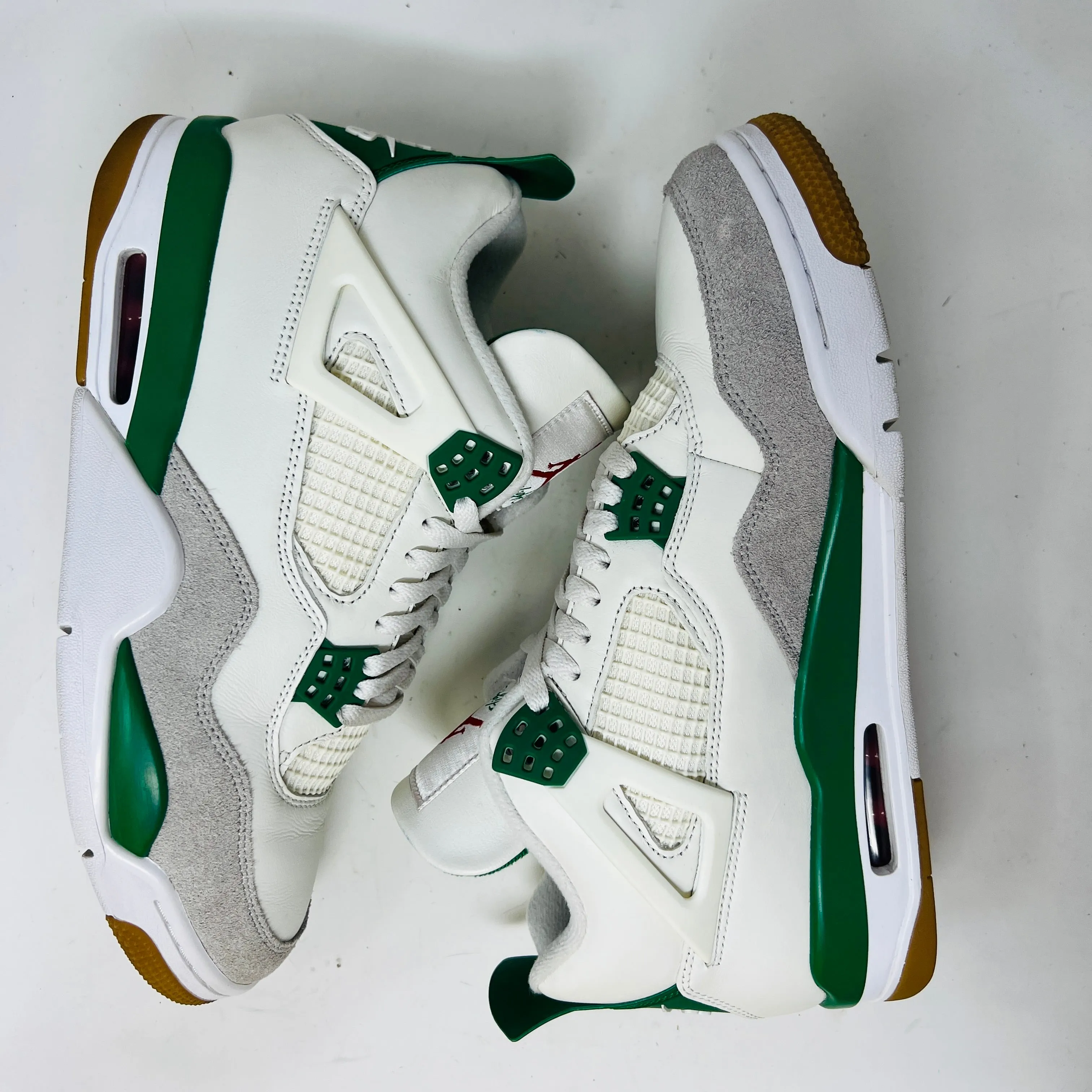 Jordan 4 Retro SB Pine Green