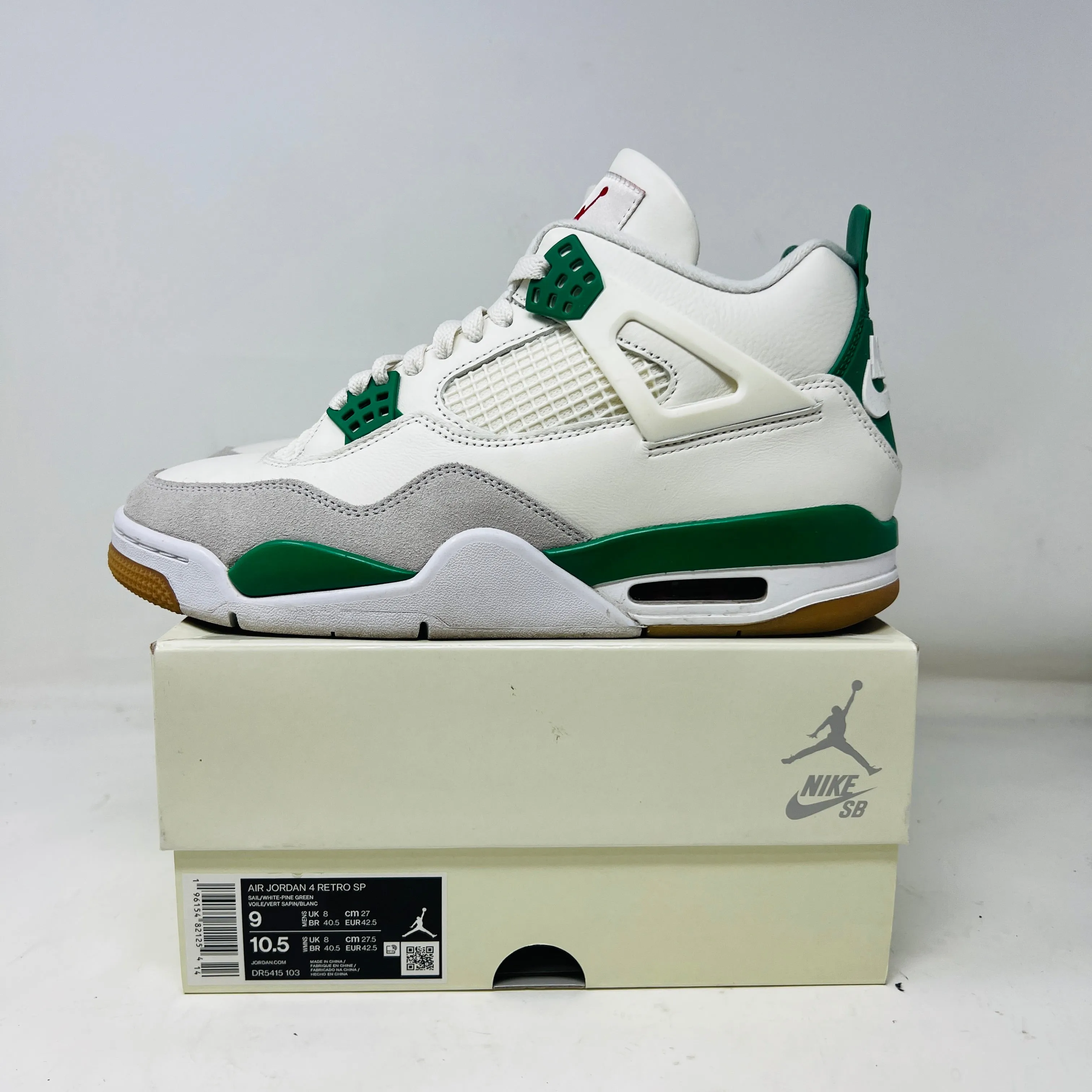 Jordan 4 Retro SB Pine Green
