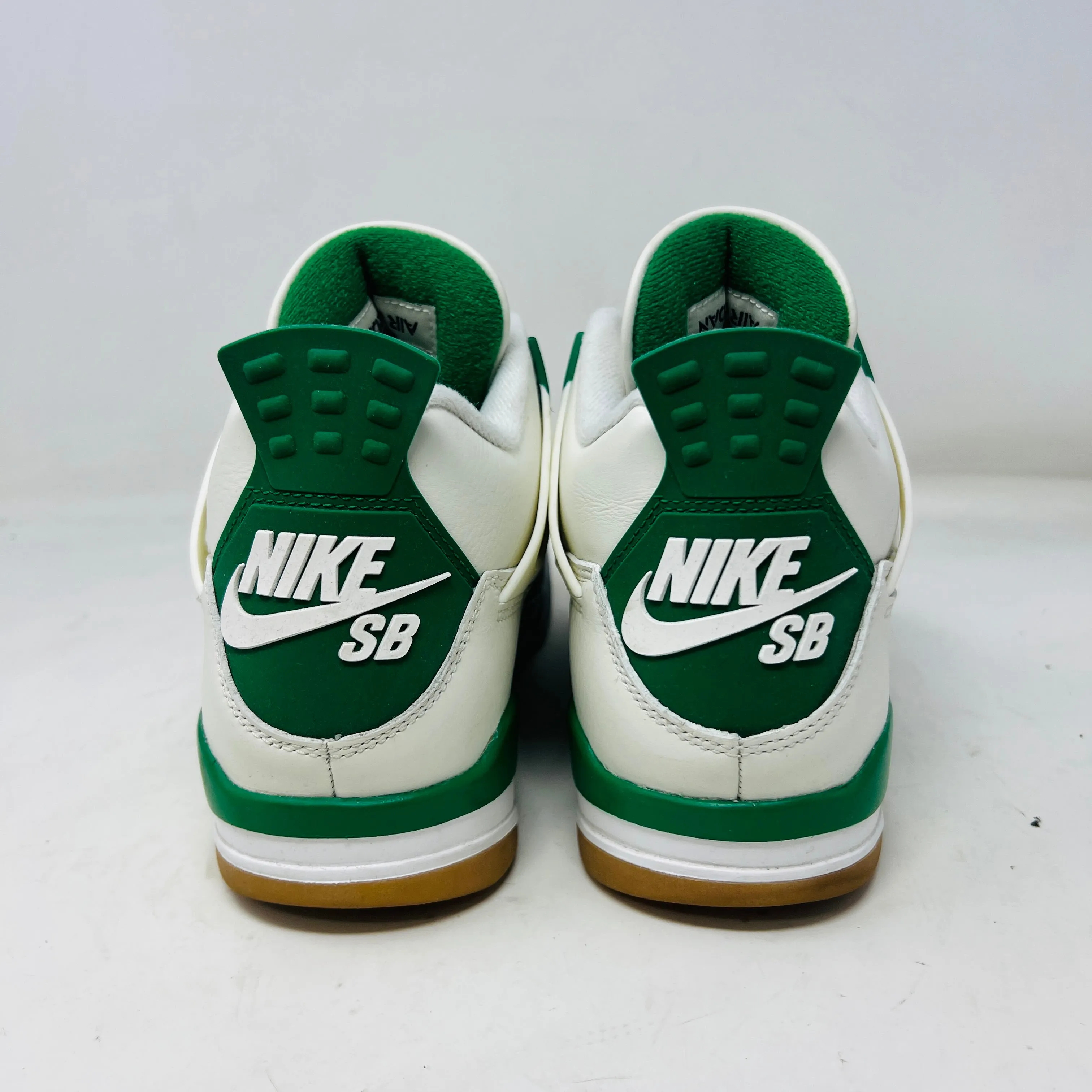 Jordan 4 Retro SB Pine Green