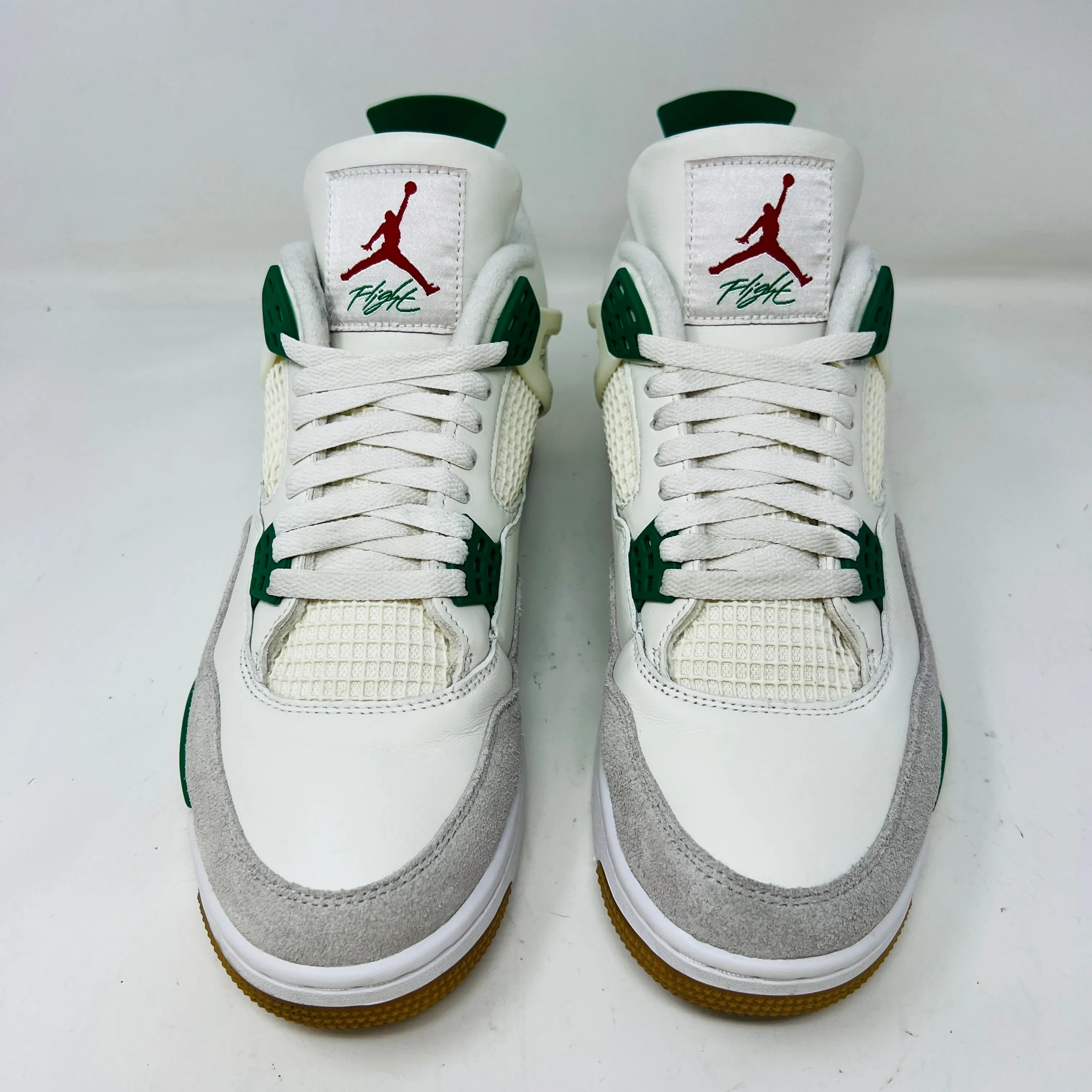 Jordan 4 Retro SB Pine Green