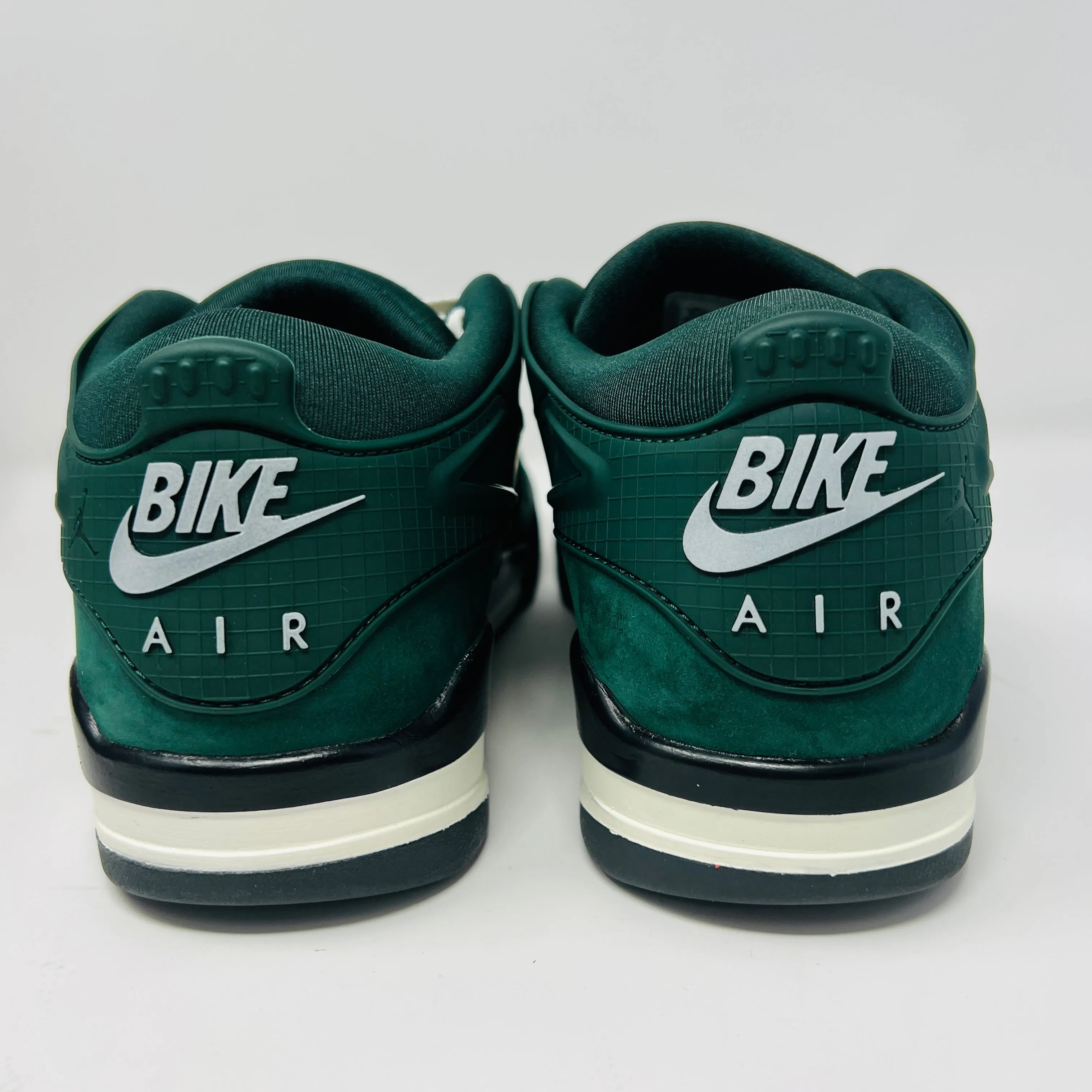 Jordan 4 RM SP Nigel Sylvester Grandma's Driveway