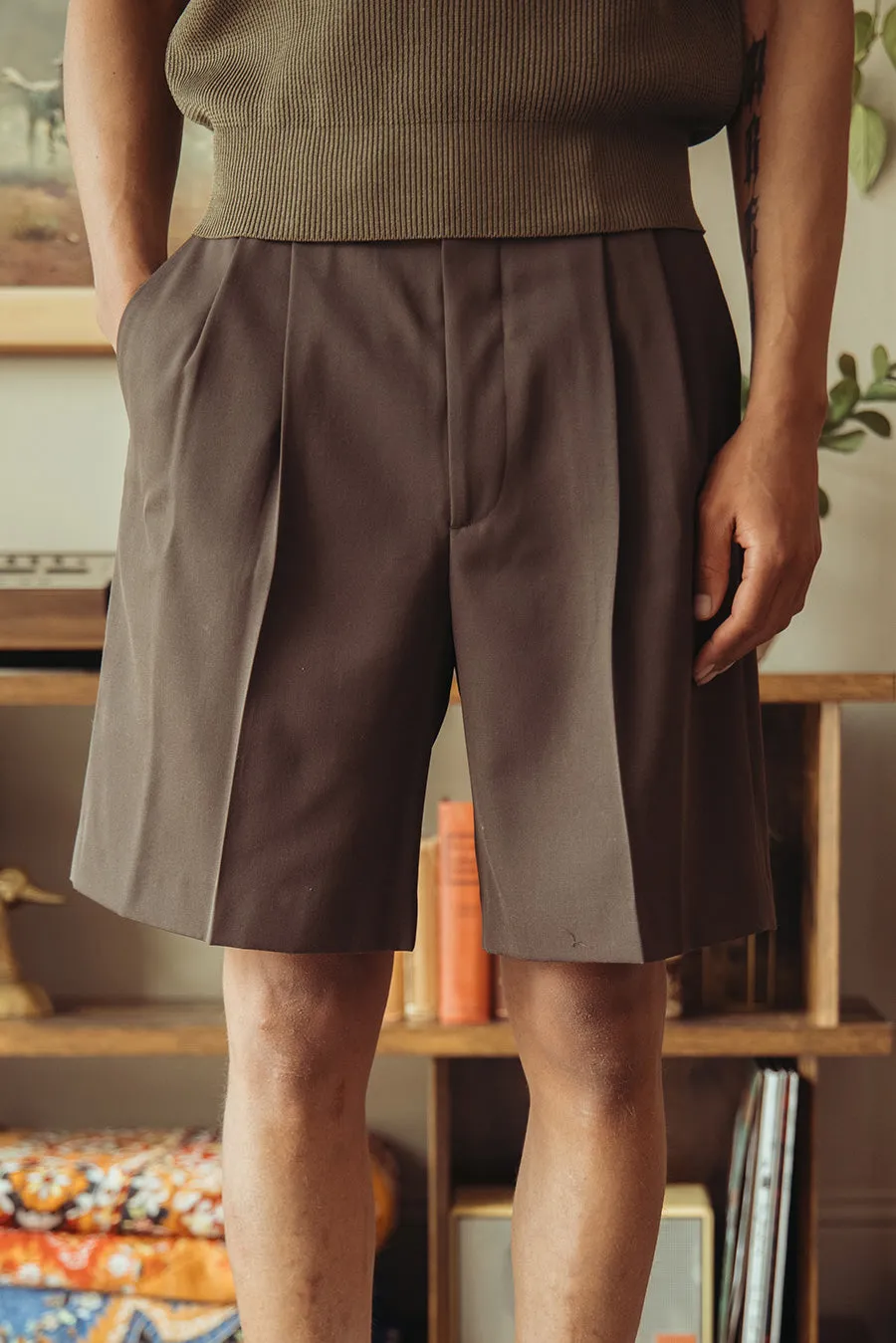 Light Wool Max Gabardine Shorts - Dark Brown