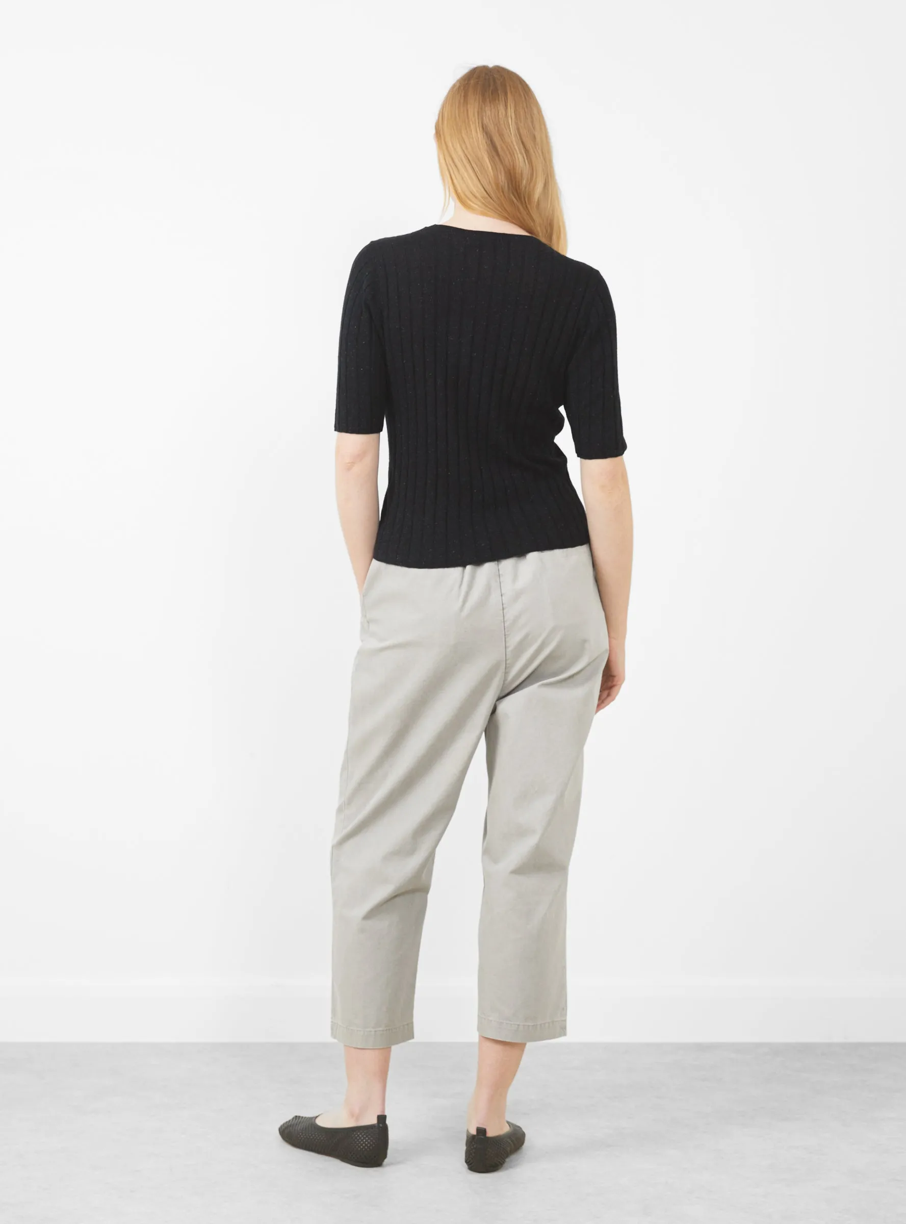 Mid-Sleeve Ribbed Fine Knit. Black