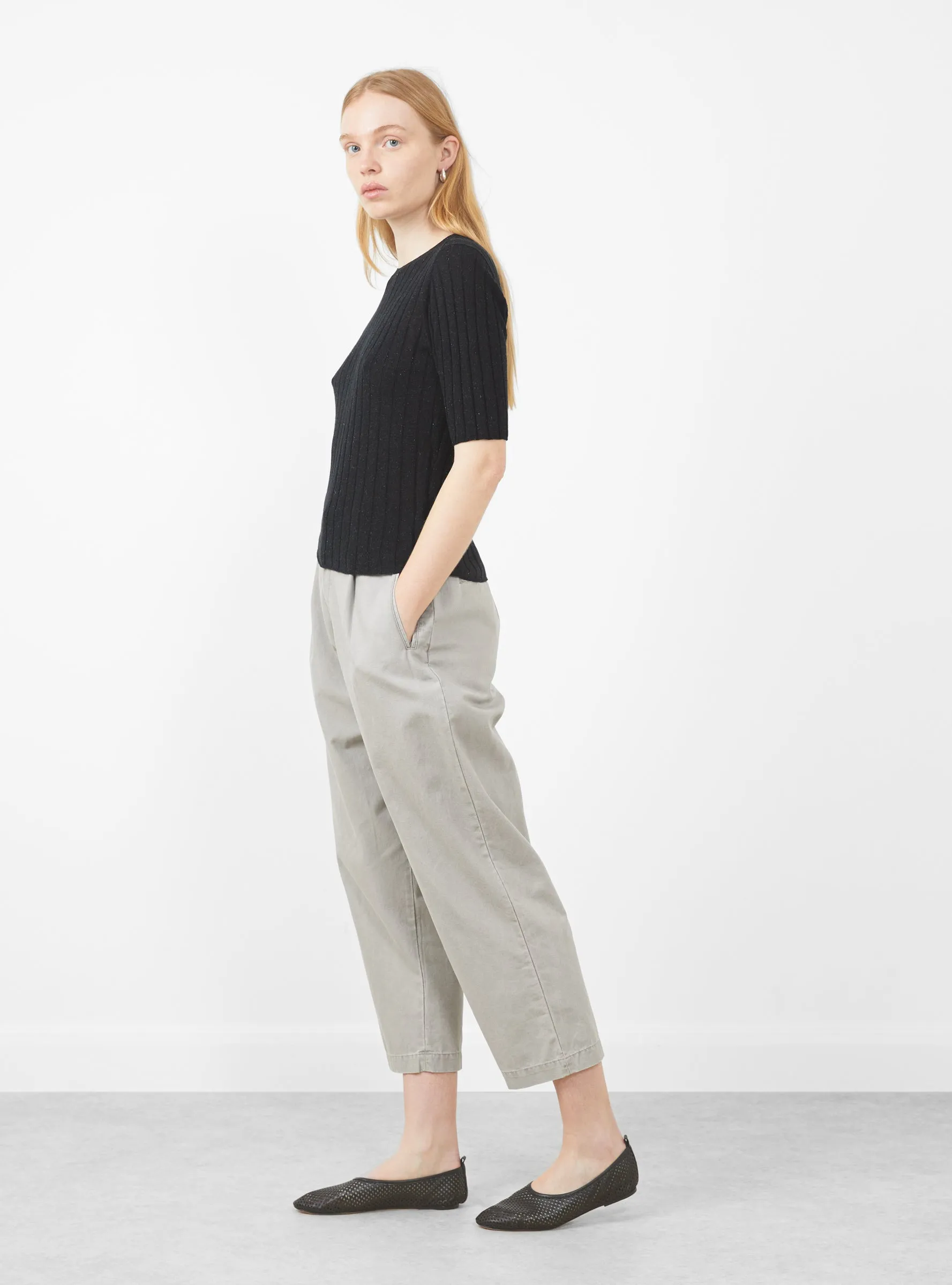 Mid-Sleeve Ribbed Fine Knit. Black
