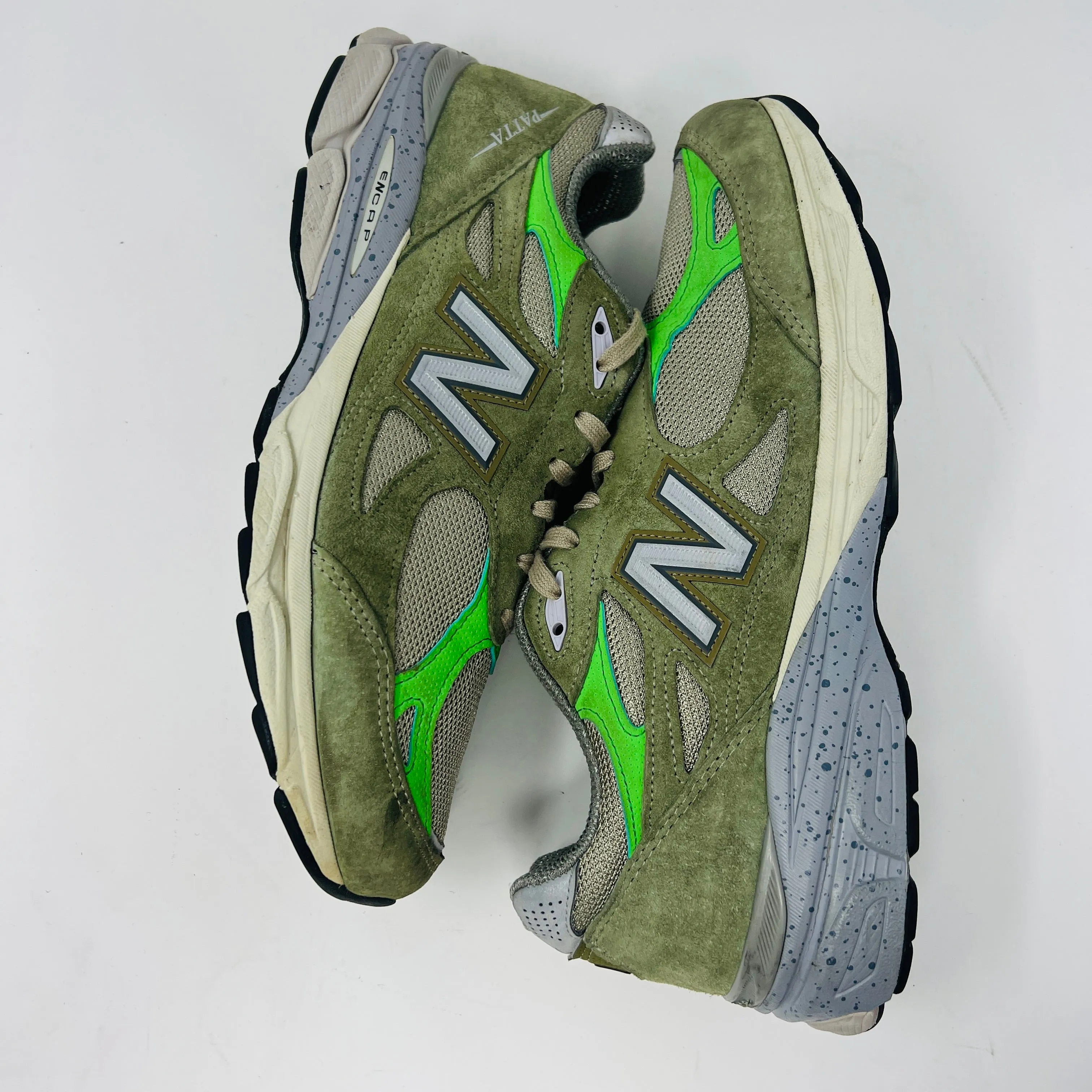 New Balance 990v3 MiUSA Patta Keep Your Family Close