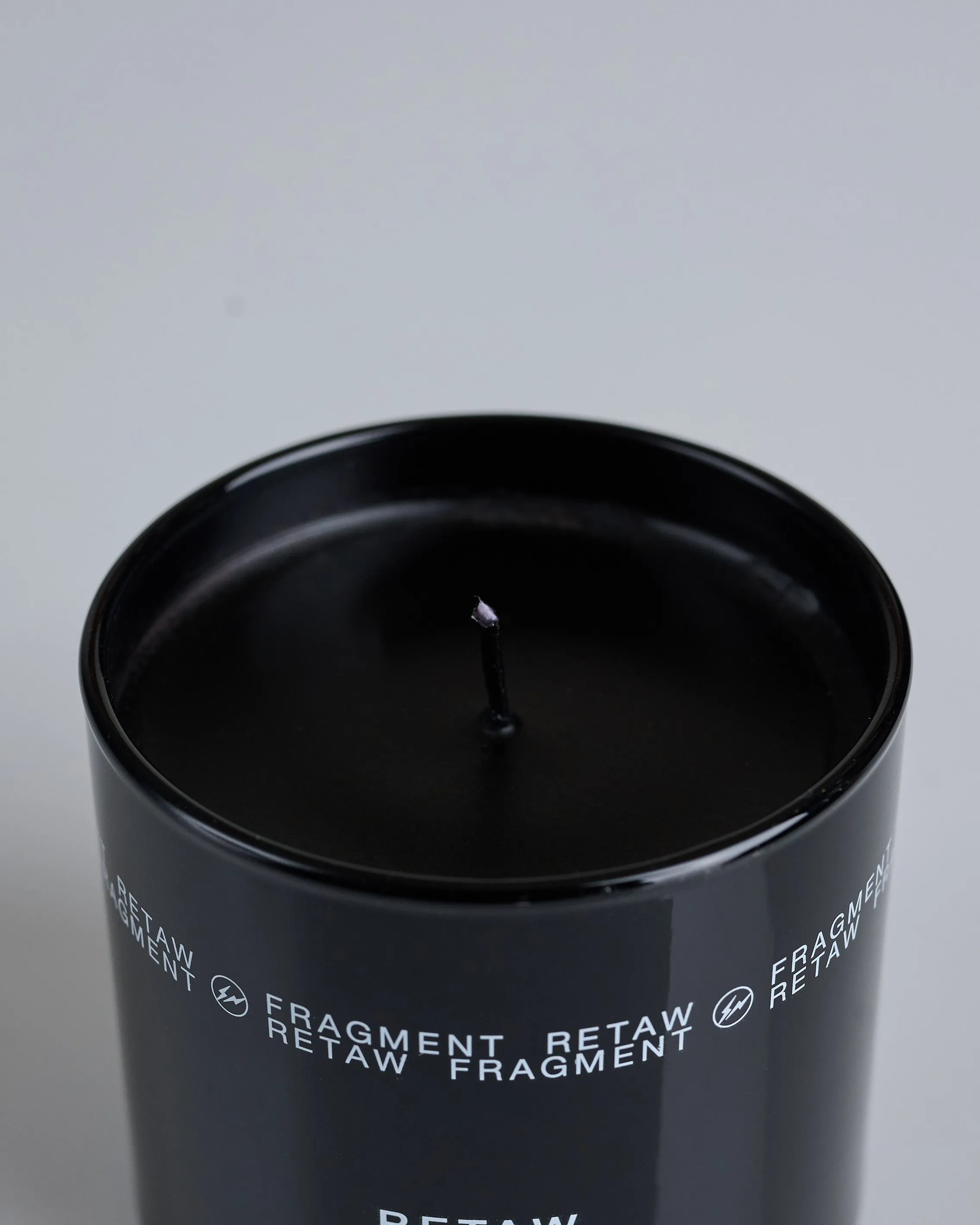 retaW Candle FRGMNT