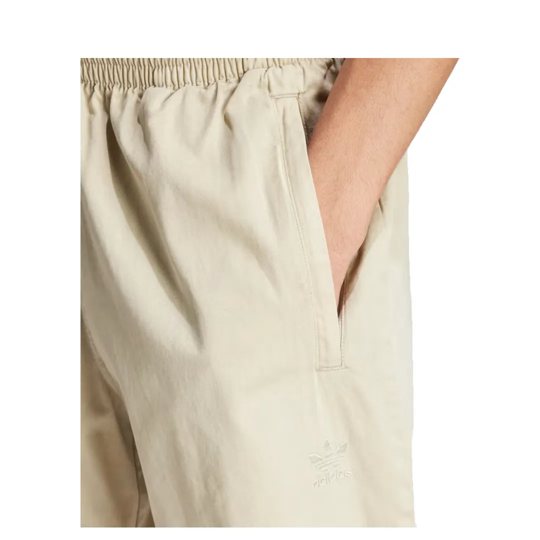 TREFOIL ESSENTIALS  DYE WOVEN SHORTS PUTTY GREY